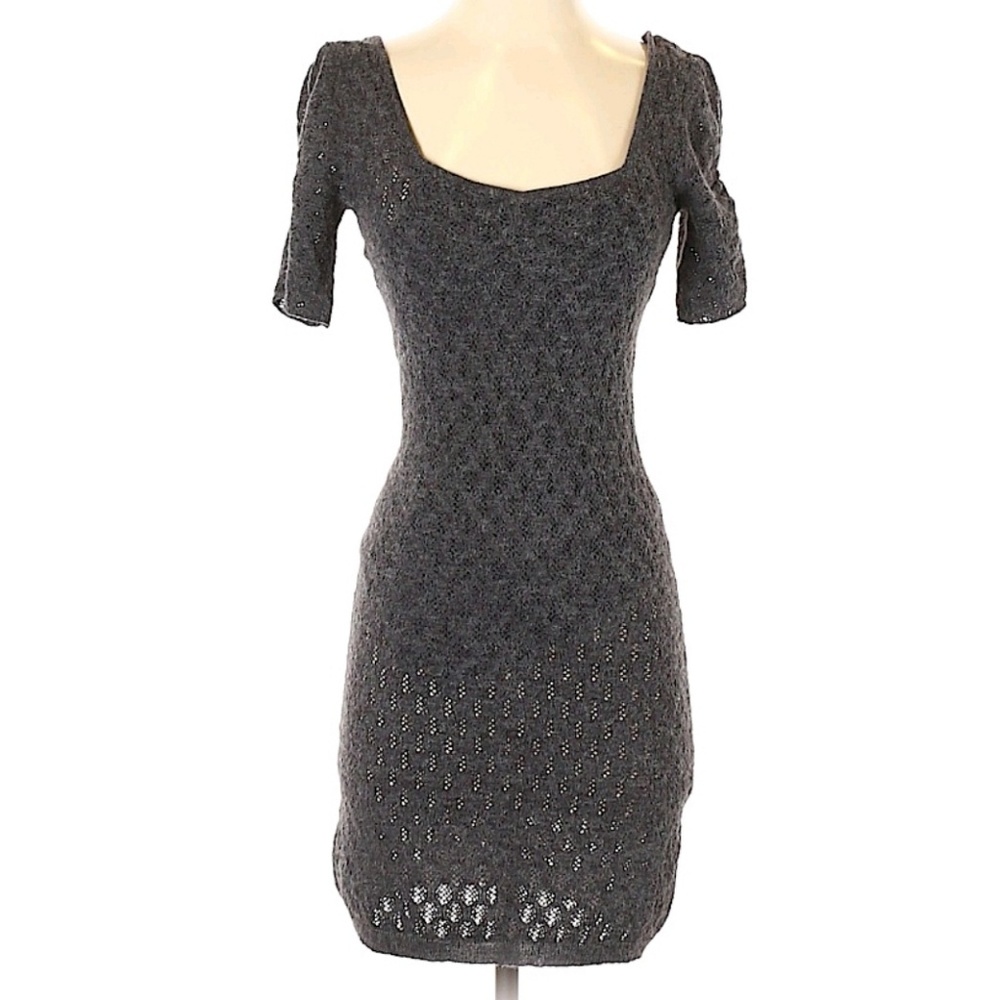 Free People Casual Gray Short Sleeve Sweater Dress